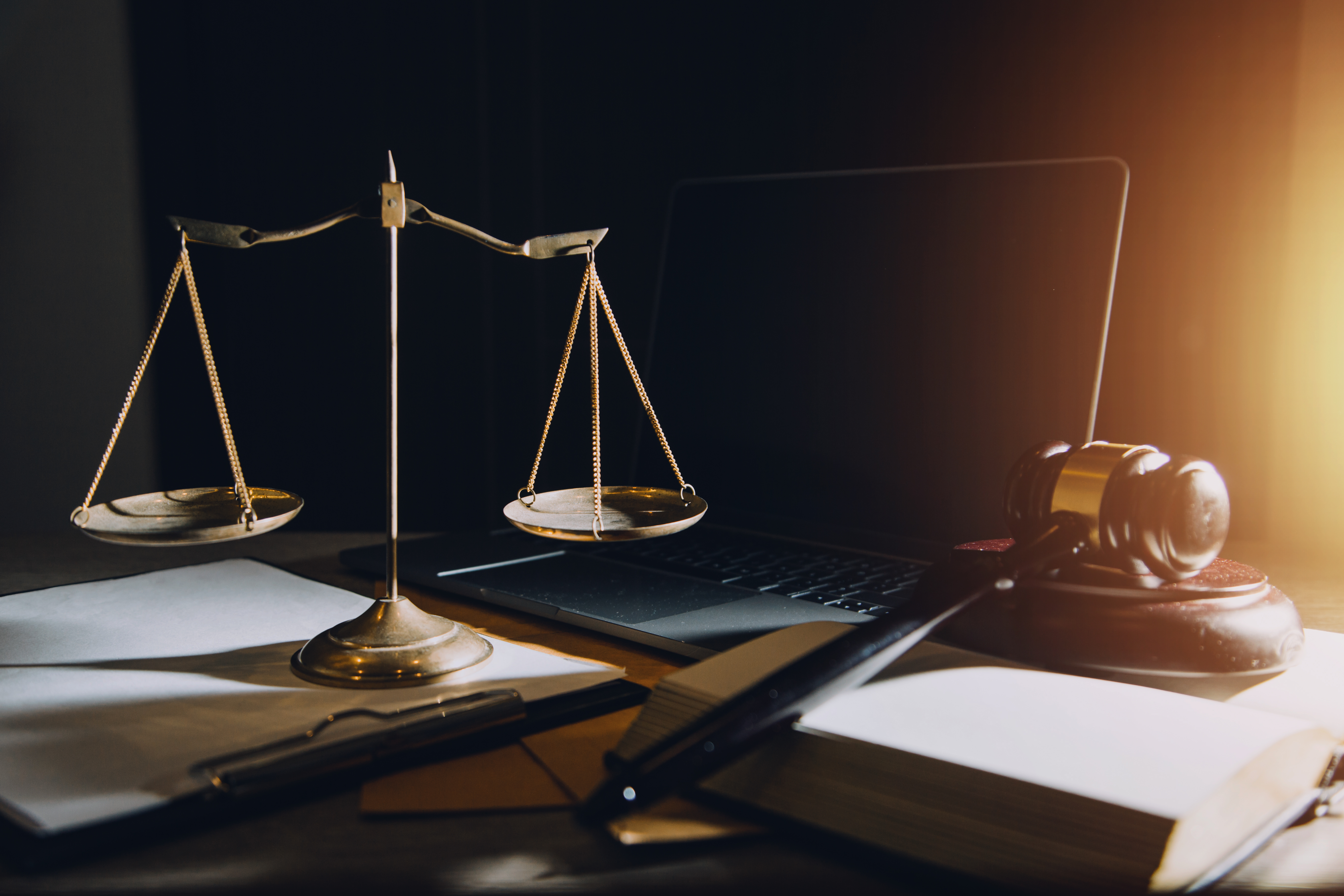 Tahliye Davası ile Kira Sözleşmesinin Feshi Nedir? Tahliye Sebepleri, Süreler ve Hukuki Süreç